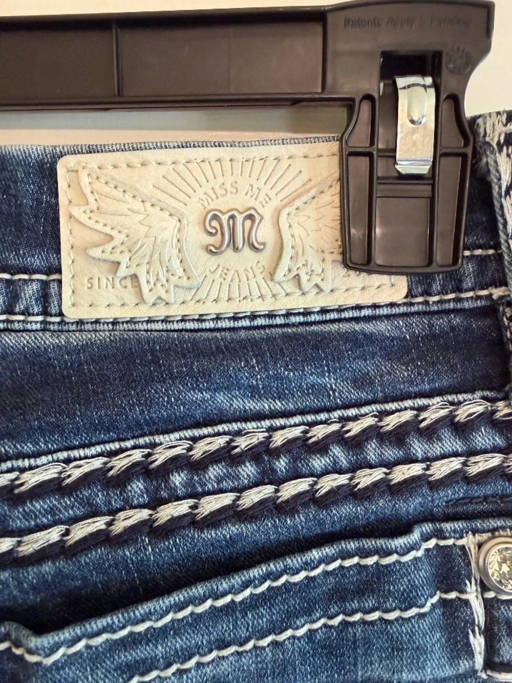 Miss Me Women's Blue Denim Bermuda Rhinestone Shorts 26 Mid Rise Medium Wash EUC